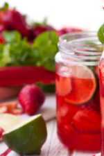 Strawberry, rhubarb & lime lemonade